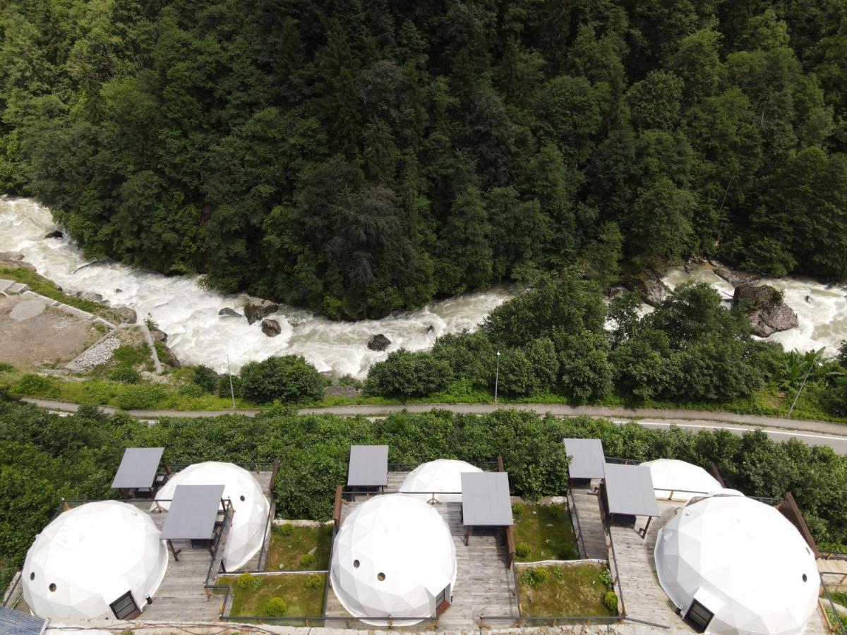 ホテル Kaledome Orman Evleri Çamlıhemşin エクステリア 写真